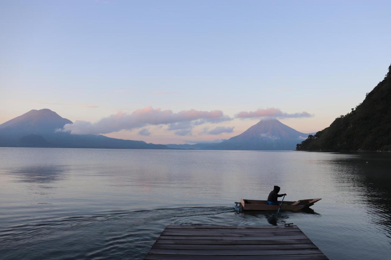 Hotel La Riviera De Atitlan Panajachel Exterior photo