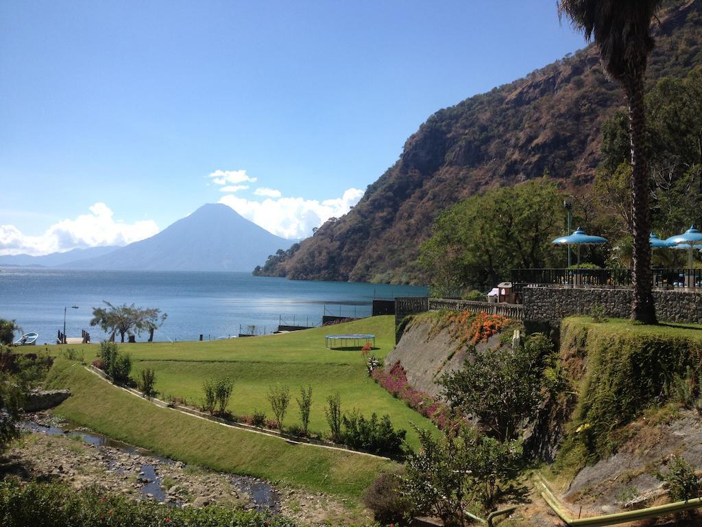 Hotel La Riviera De Atitlan Panajachel Exterior photo