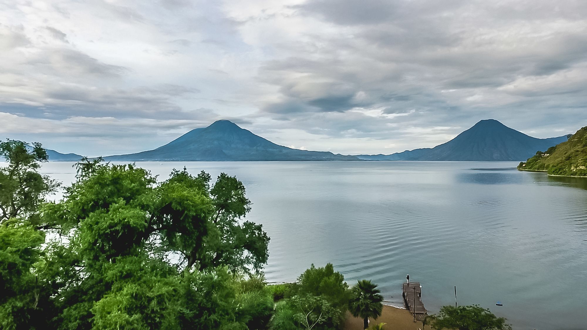 Hotel La Riviera De Atitlan Panajachel Exterior photo